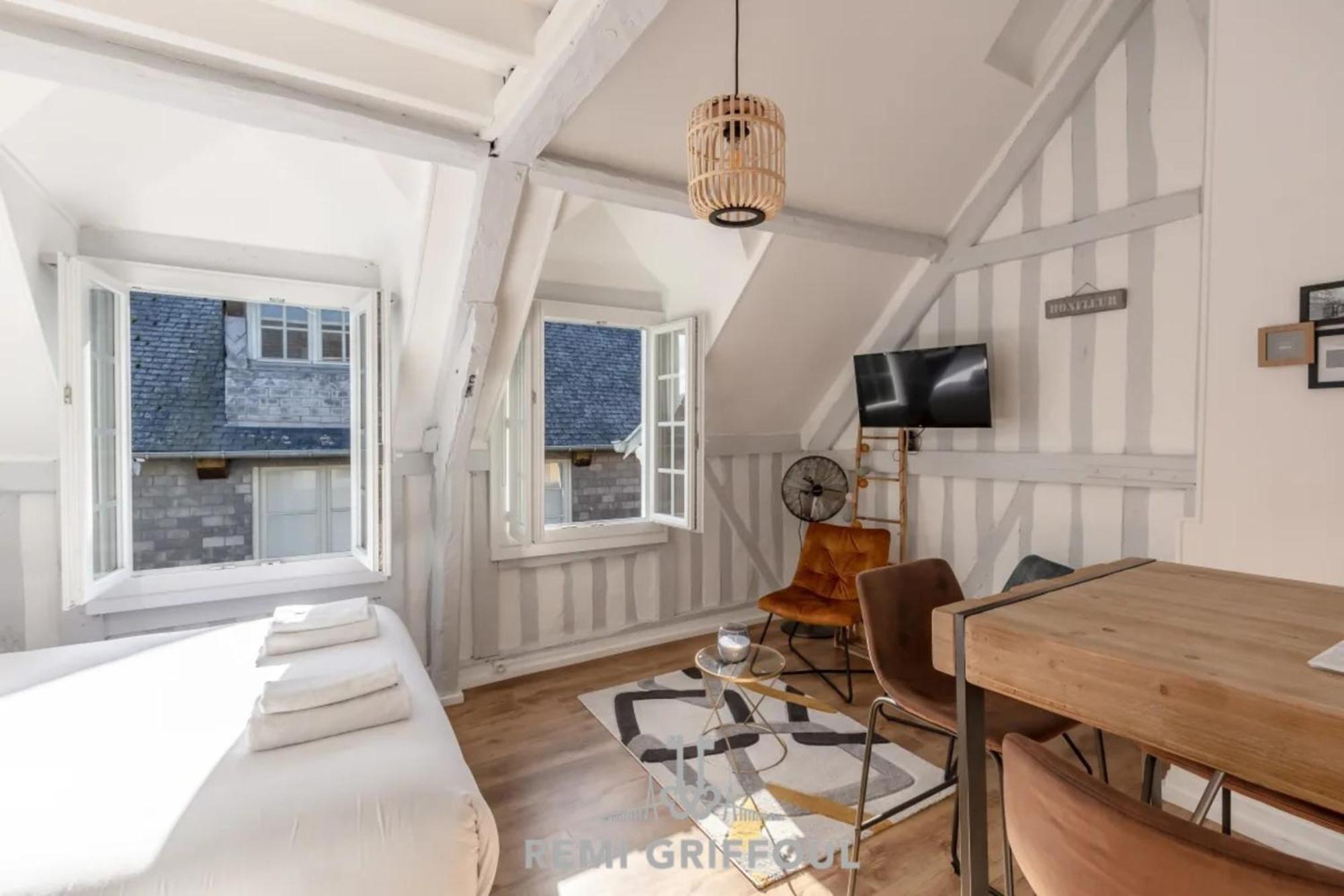 La Capucine Lovely Studio City Center Honfleur Exterior photo